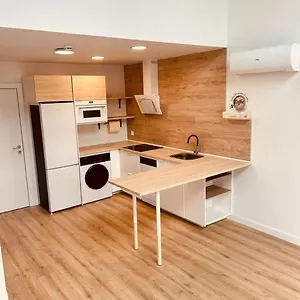 Loft 007 Con Jardin, Piscina, Garaje Y Netflix Apartamento