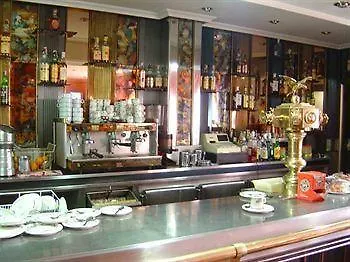 Hotel Praderon San Sebastian de los Reyes 2*,